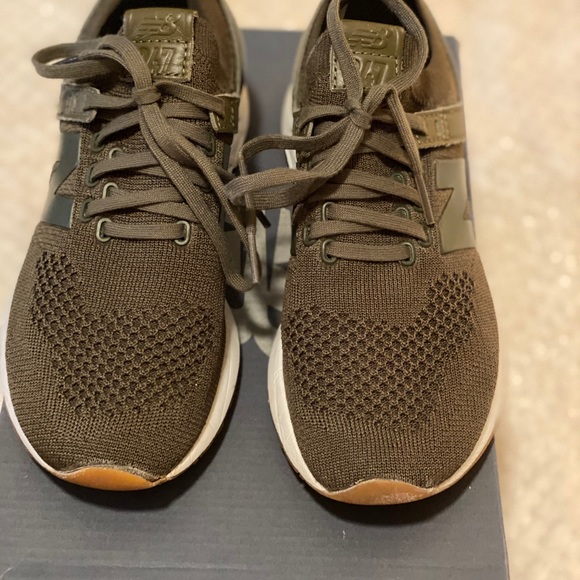 new balance 247 womens Green